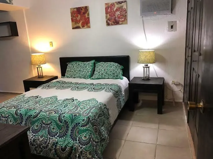 Homestay Casa Alba Apartment Cancun